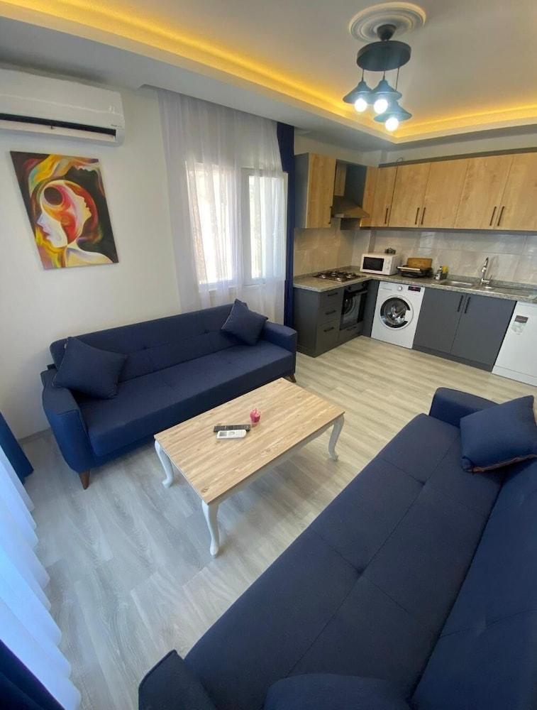 Mavi Restaurant & Apartments 3 34/50