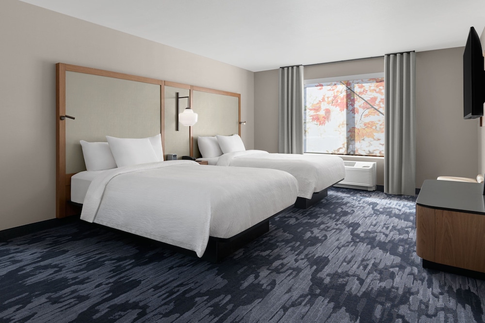 Suite, Multiple Beds, Accessible