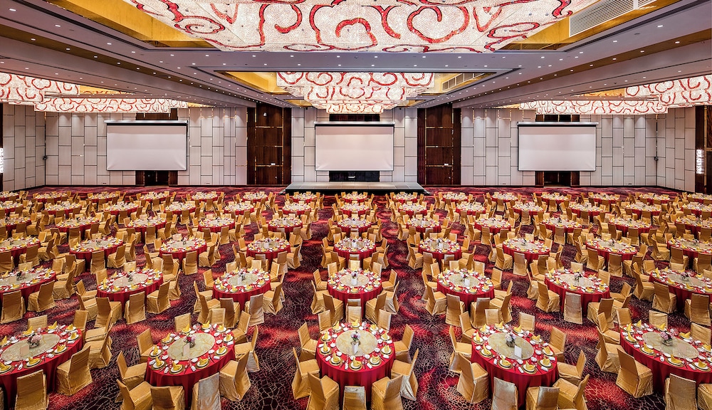 Atlantis Sanya 38/50