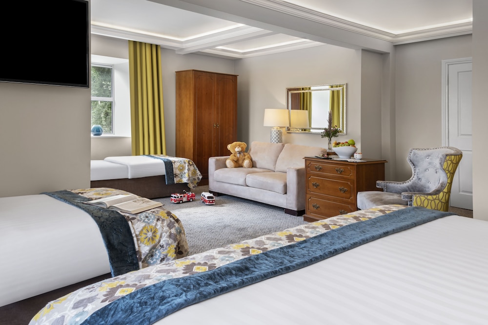 Corks Vienna Woods Hotel and Villas 11/70