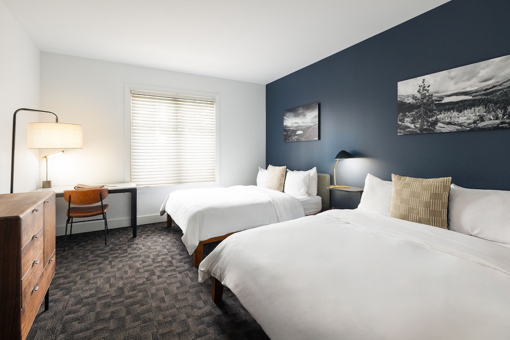 Gravity Haus Truckee-Tahoe 13/50