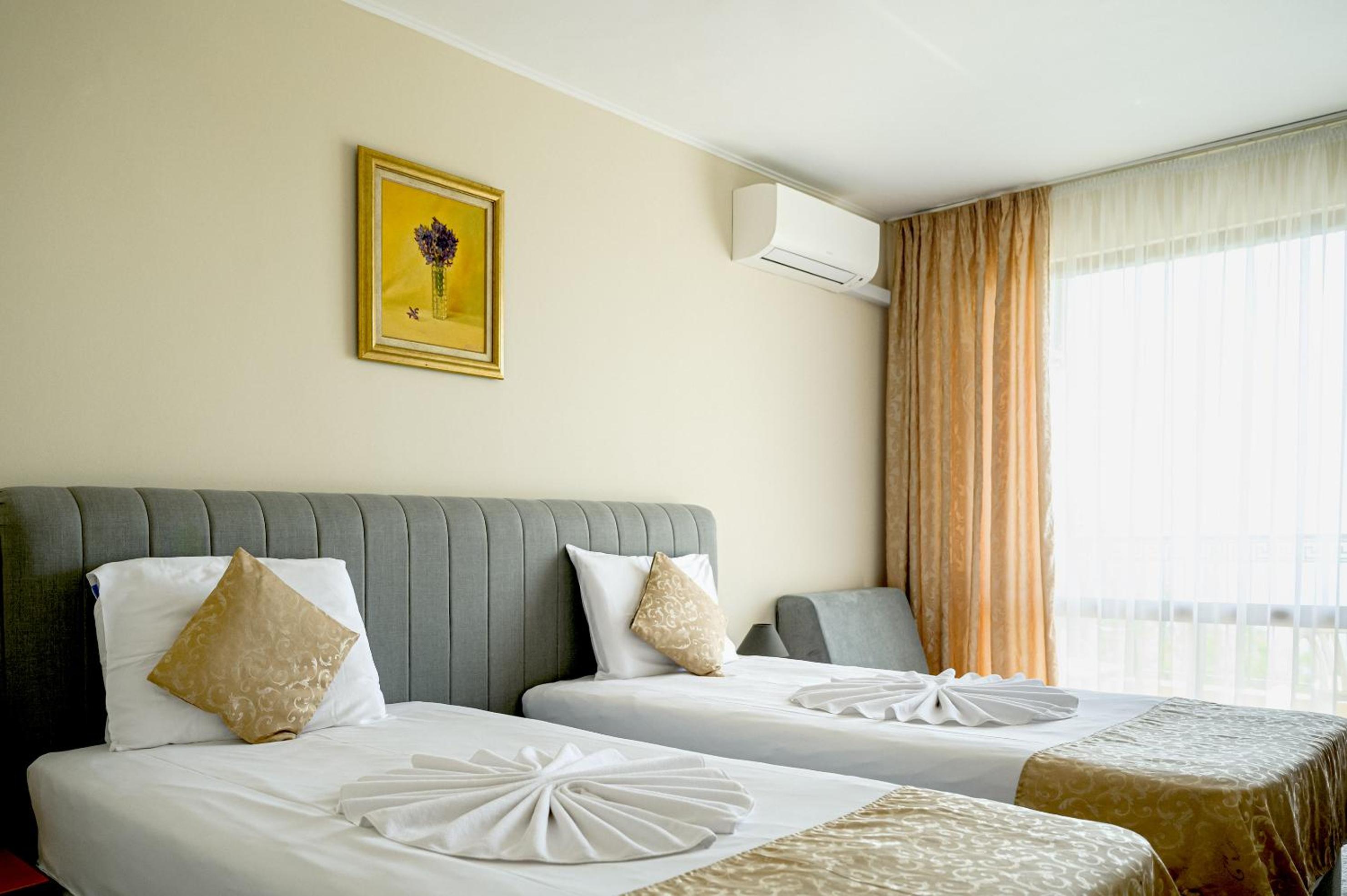 Paradise Hotel - Pomorie 10/39