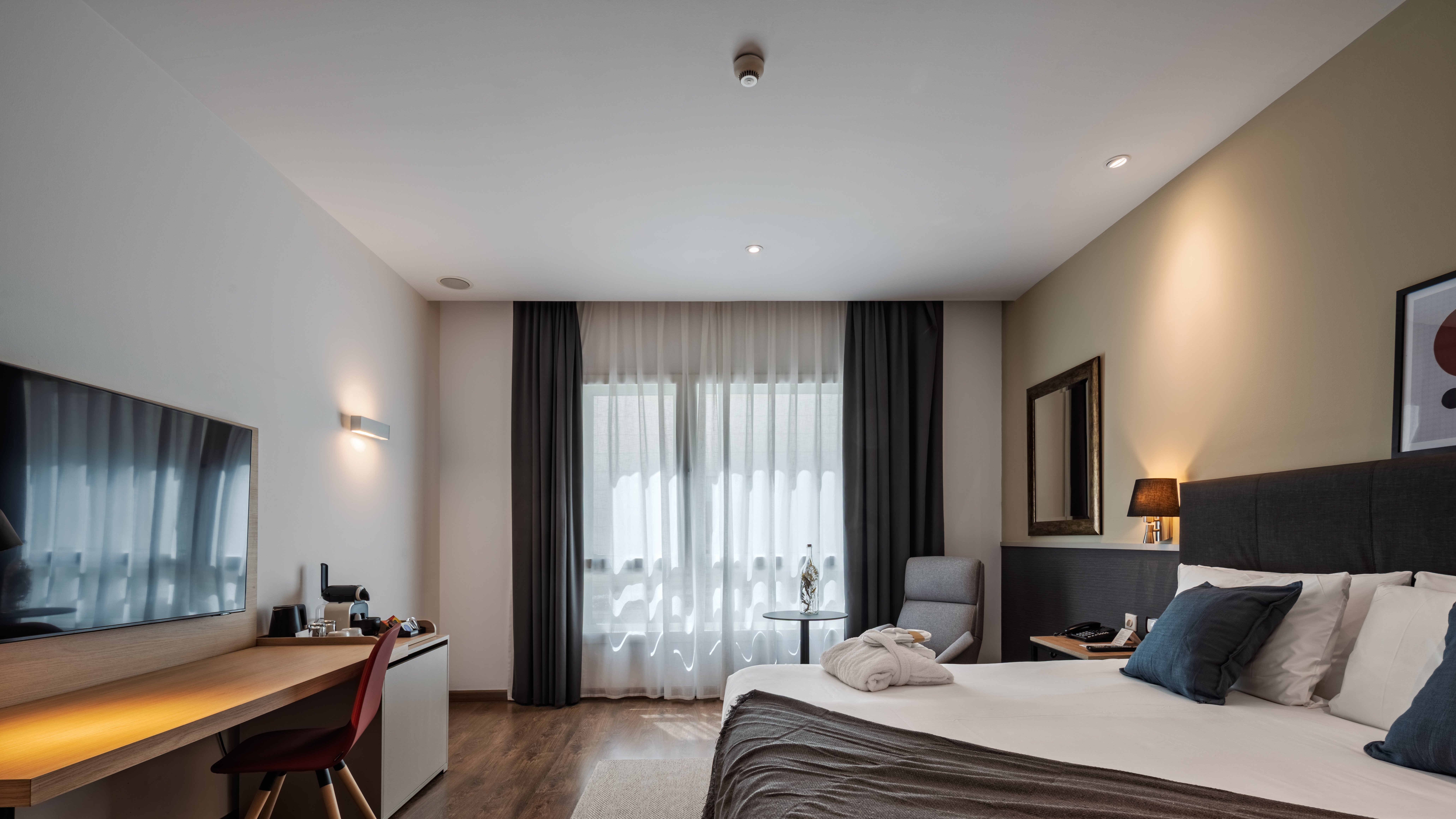 Crowne Plaza Madrid Airport Hotel 8/76