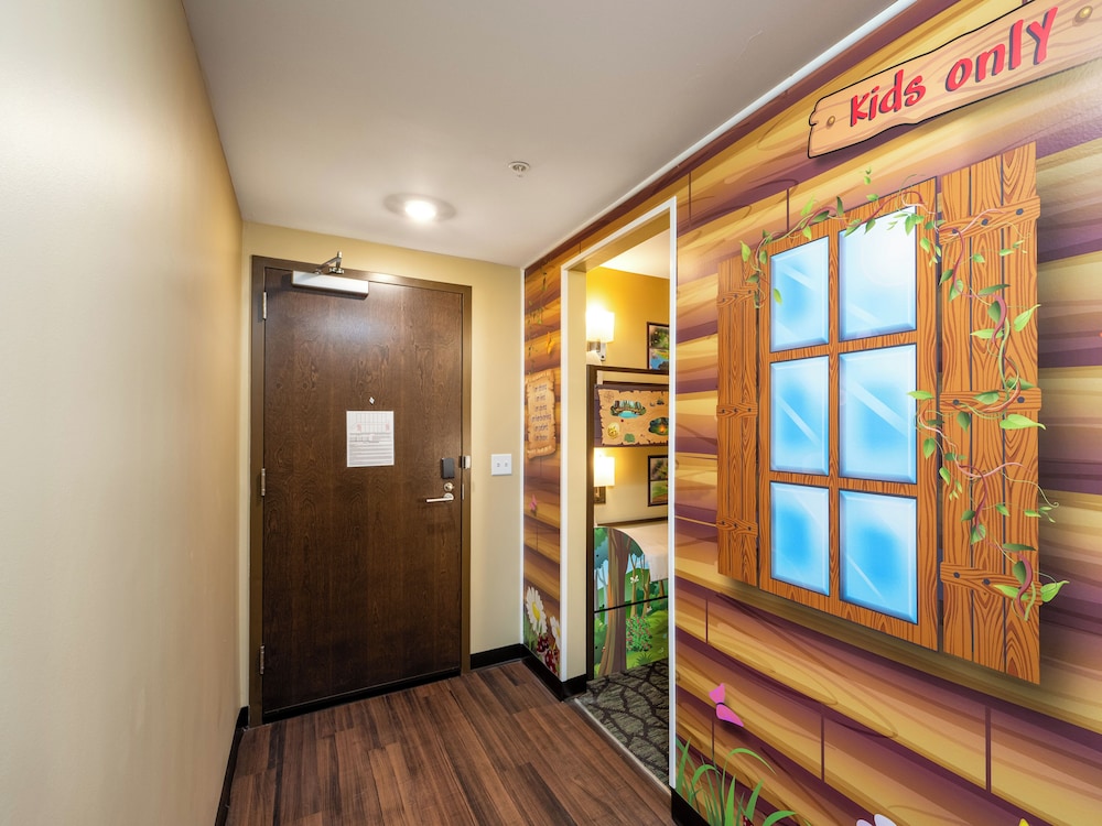 Country Cascades Waterpark Resort 35/68