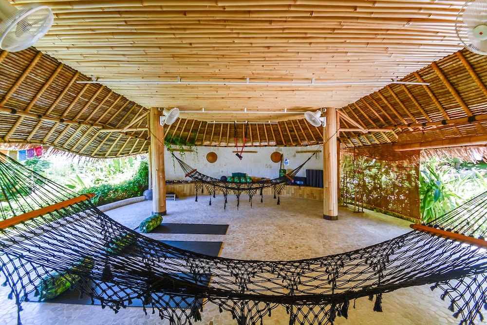Le Bamboo Bali 10/68