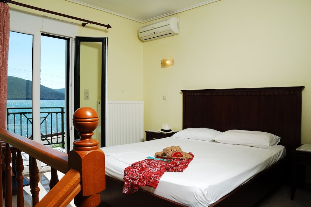Ariadnes Holiday Accommodation I 10/50