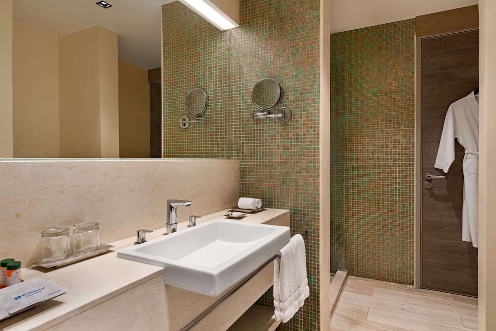 Wyndham Ahmedabad 50/50