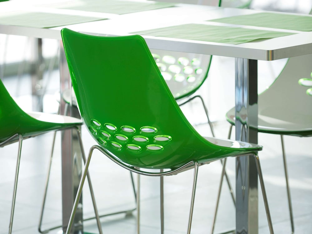 IBIS STYLES NIVELLES 55/73