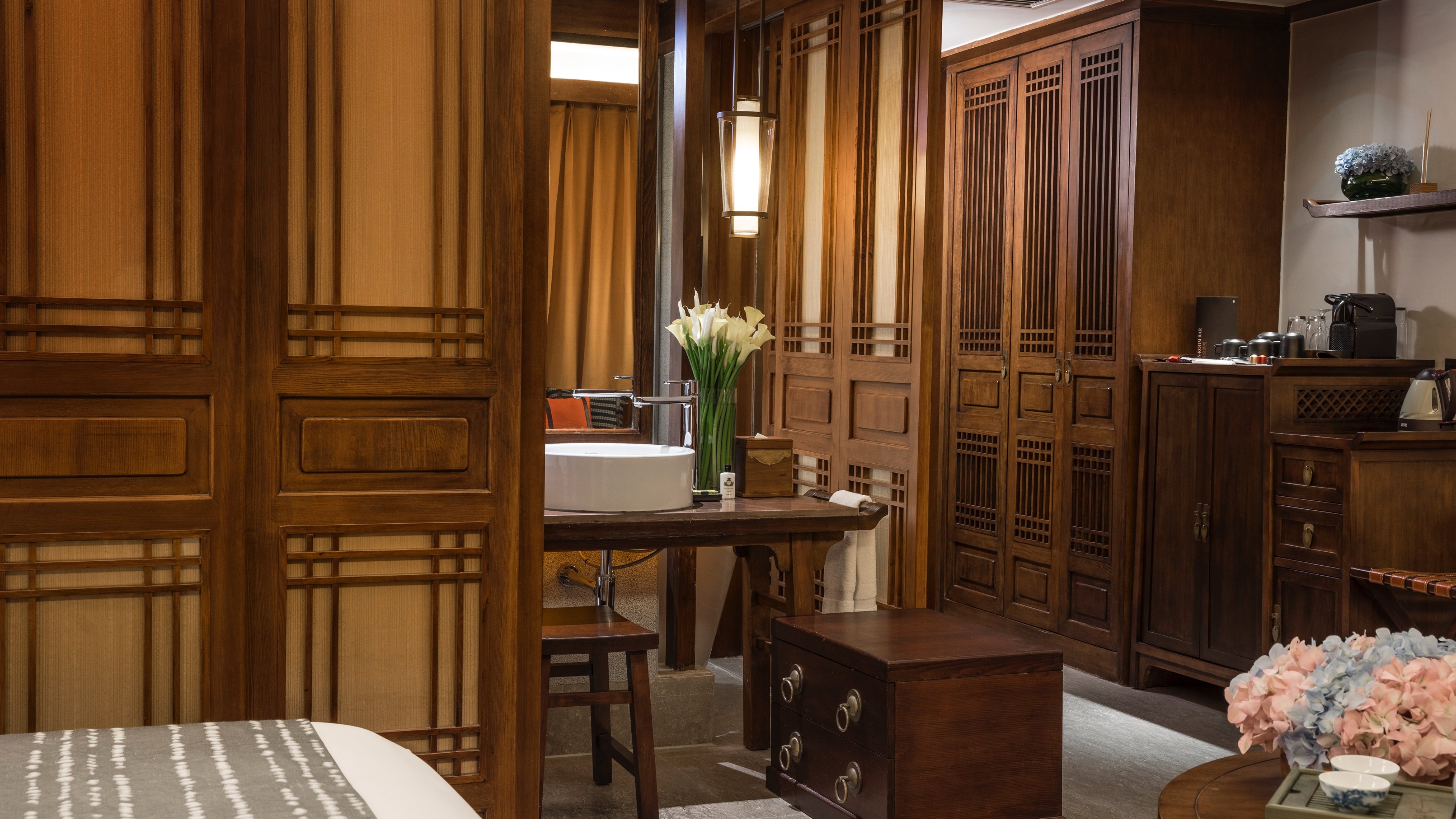 INTERCONTINENTAL LIJIANG ANCIENT TOWN RESORT 50/50