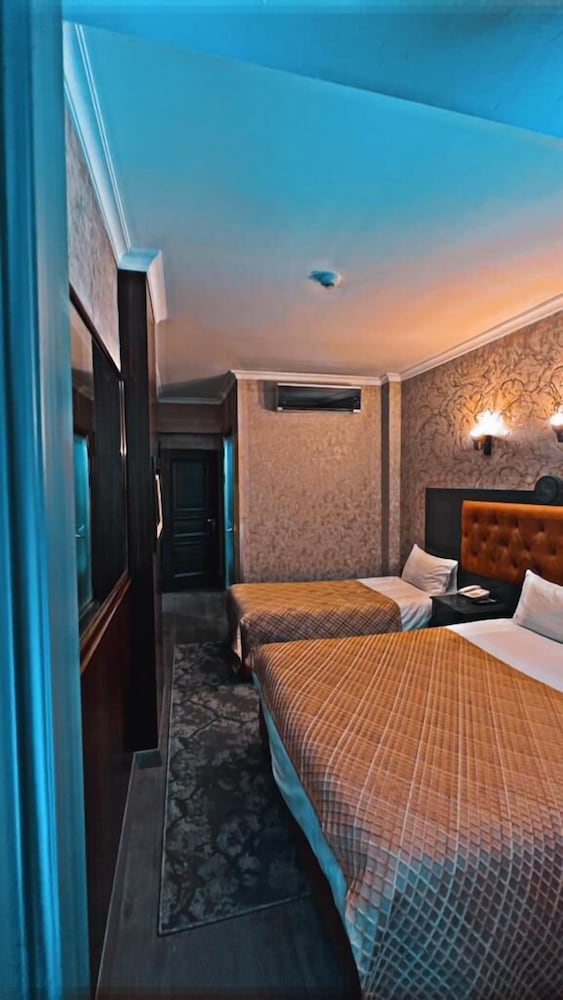 Cuento Hotel 13/62