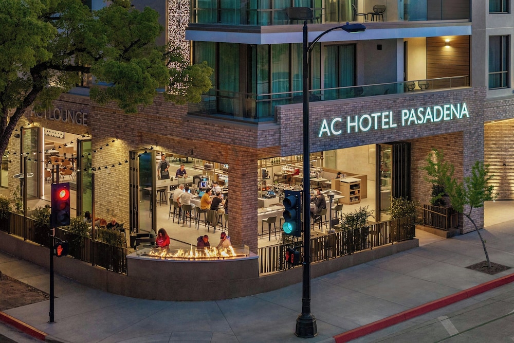 AC Hotel Pasadena 2/48