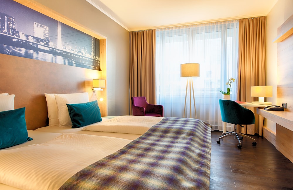 LEONARDO ROYAL HOTEL DUSSELDORF KOENIGSALLEE 16/79