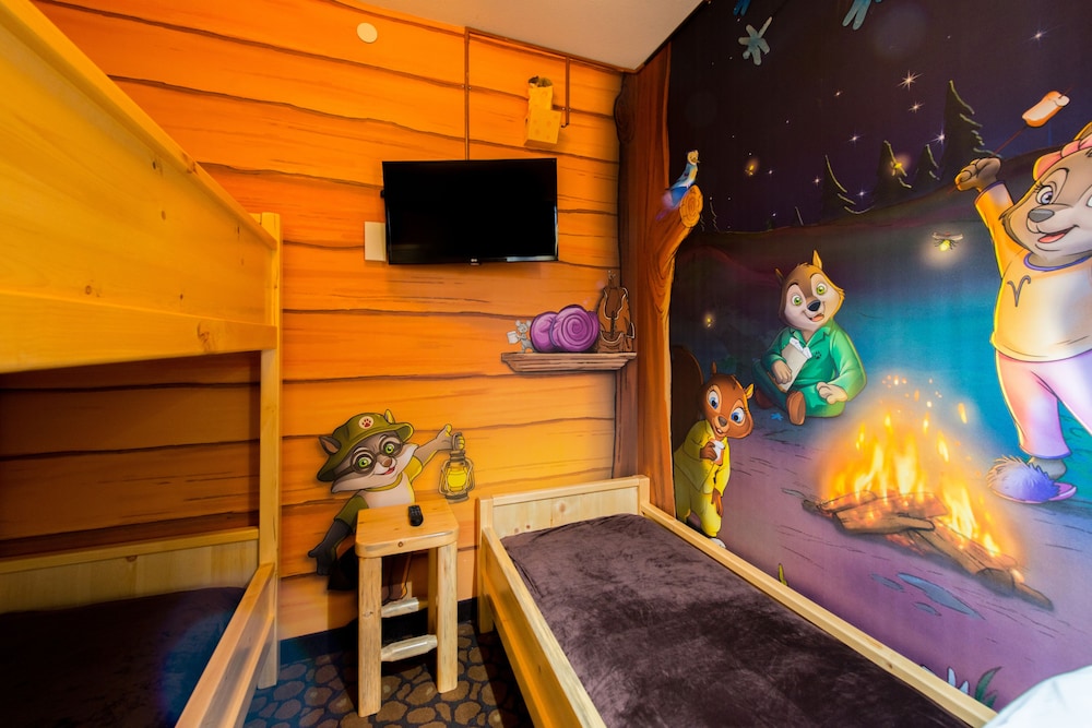 Great Wolf Lodge - Anaheim Ca 58/66