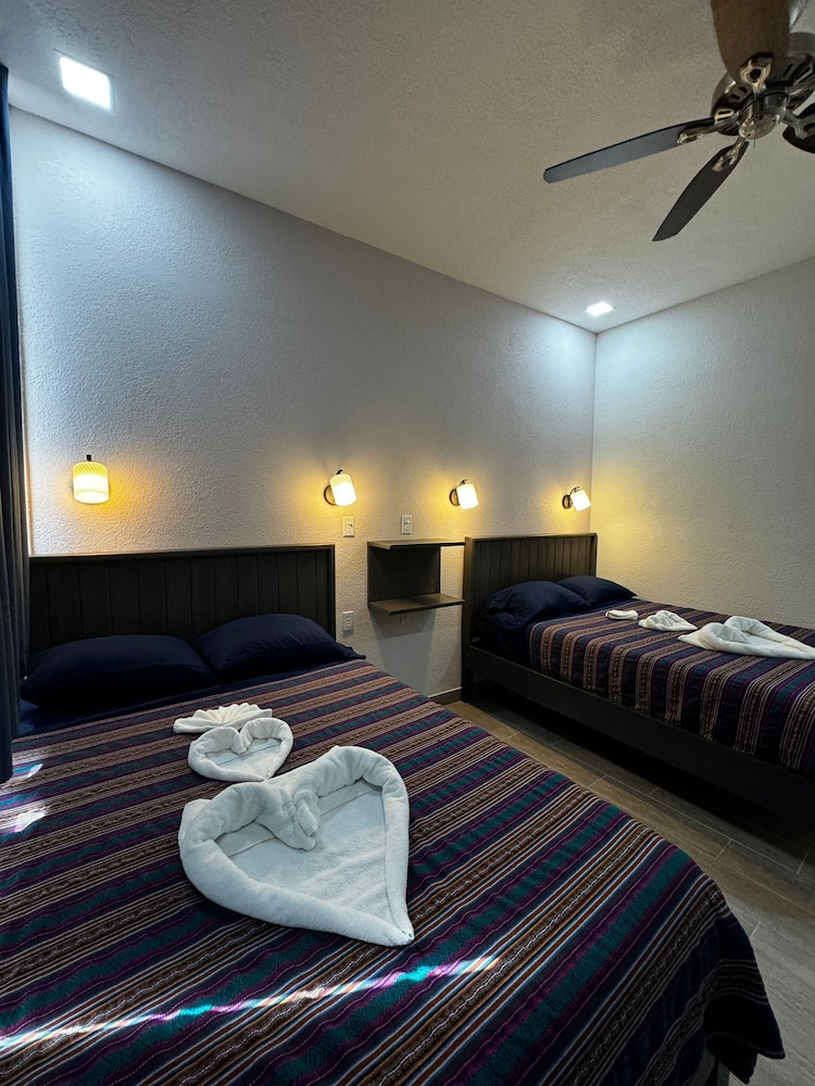 Deluxe, 2 Double Beds
