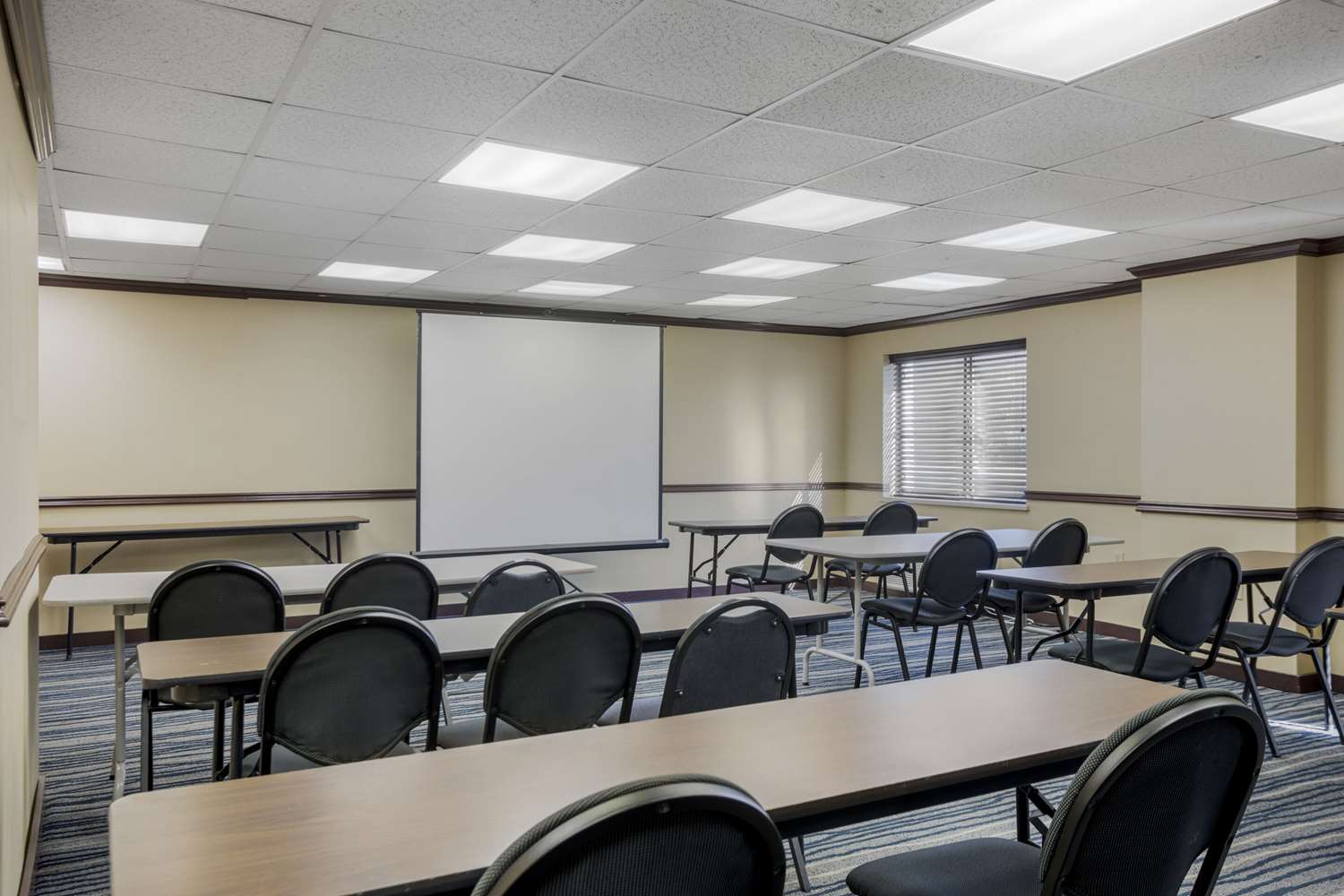Comfort Inn & Suites Brentwood - Nashville 23/32