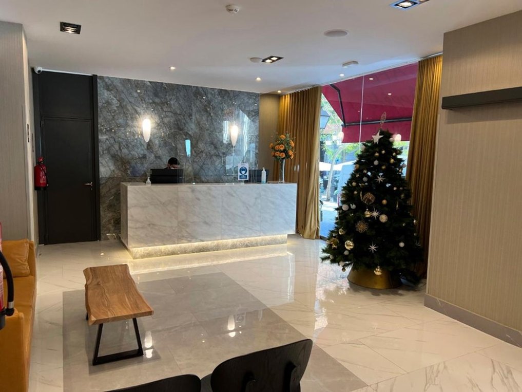 Hotel Avenida Gran Via 10/62