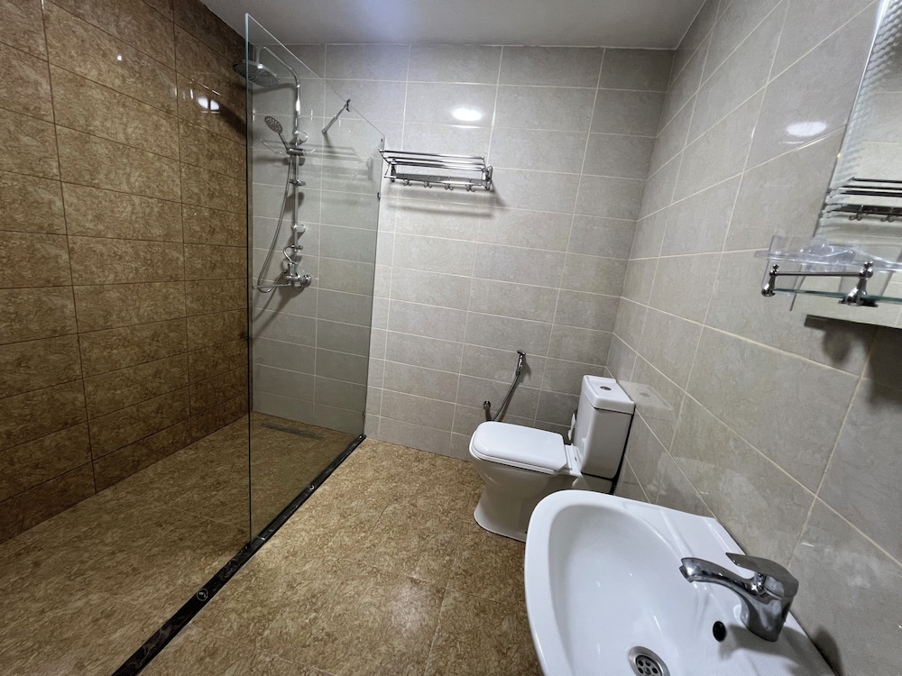Khaghani Center Hotel 47/49