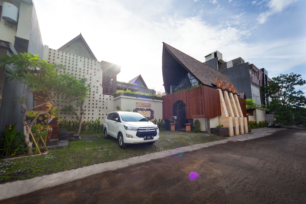 Kusuma Living and Villa Seminyak 45/56