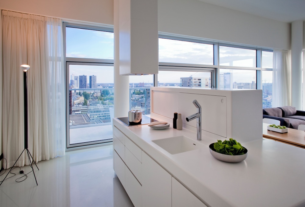 Urban Residences 8/50