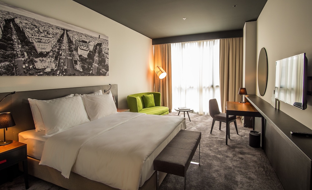Crowne Plaza Podgorica by IHG 17/78