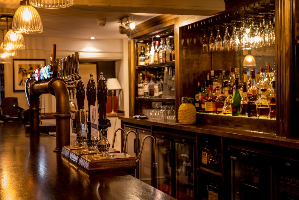 The Queens Arms Hotel 17/32