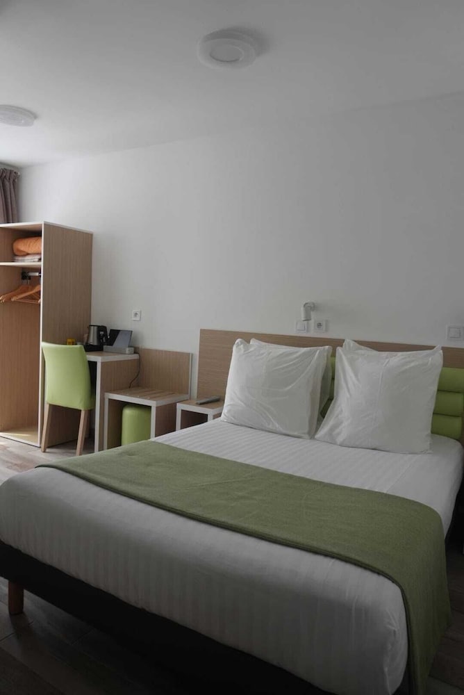 HOTEL DE LA HERSE D'OR 33/67