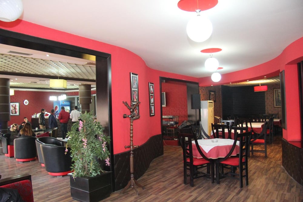 Hotel Argenti Shkoder 34/48