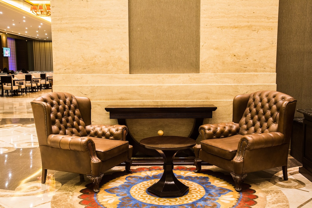 Sheraton Grand Palace Indore Ex the Grand Bhagwati Palace 32/37