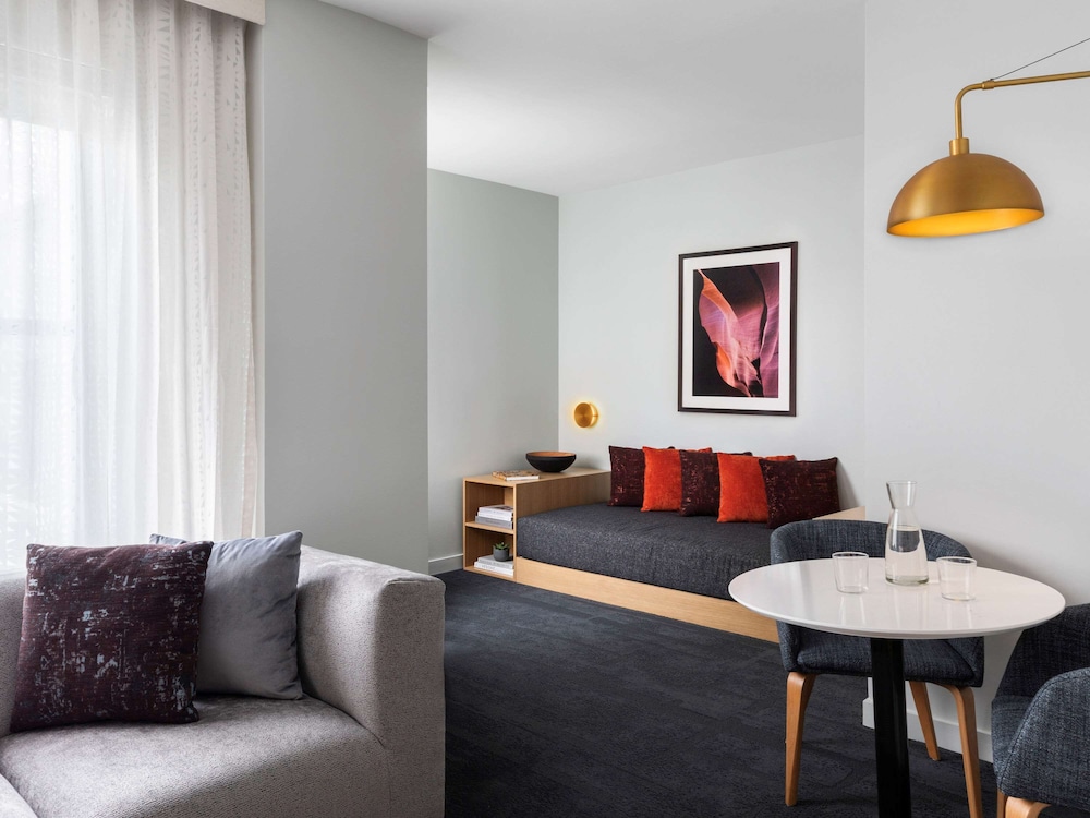 Hotel 55 Chicago Downtown 26/58