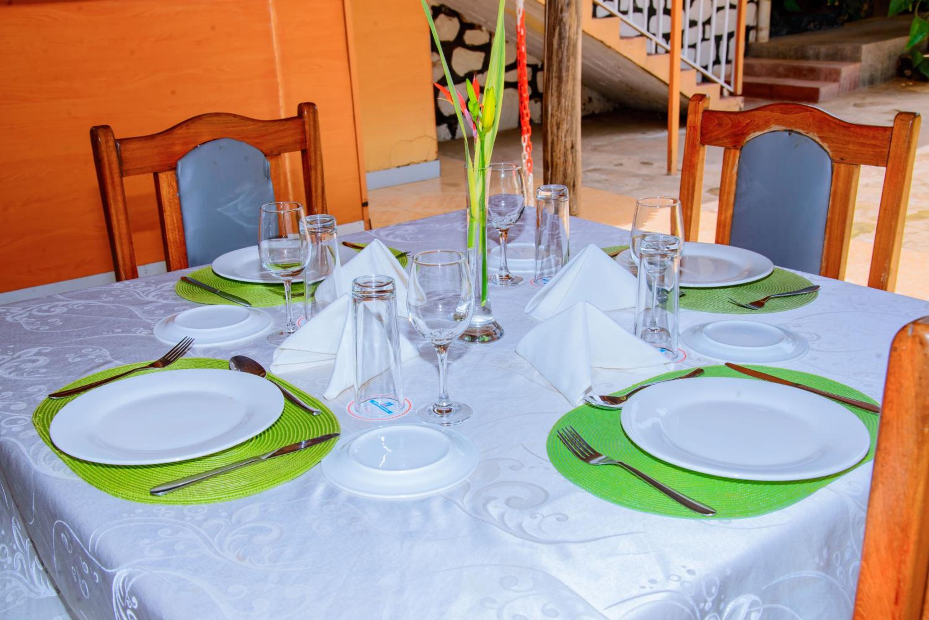 Kigali Diplomat Hotel 24/47