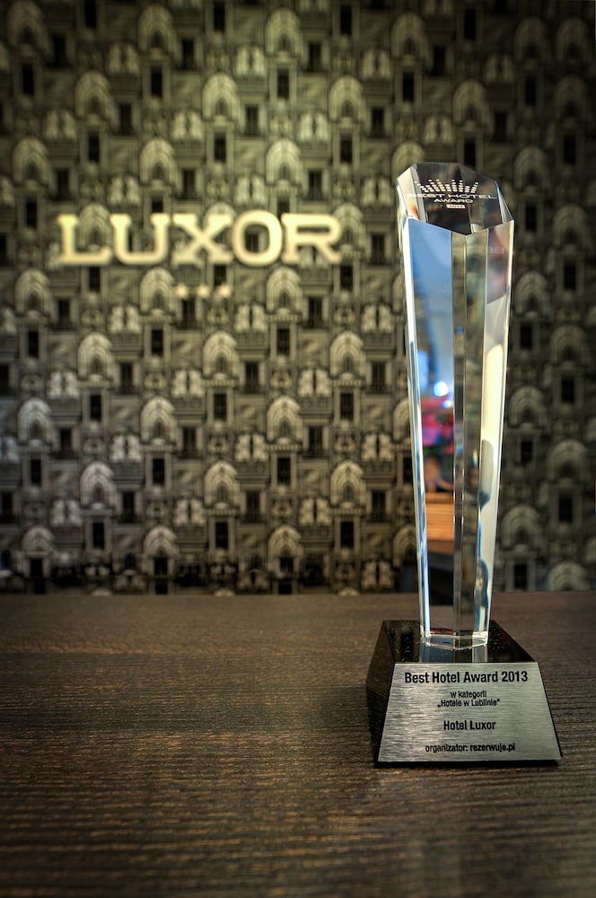 Luxor 33/50