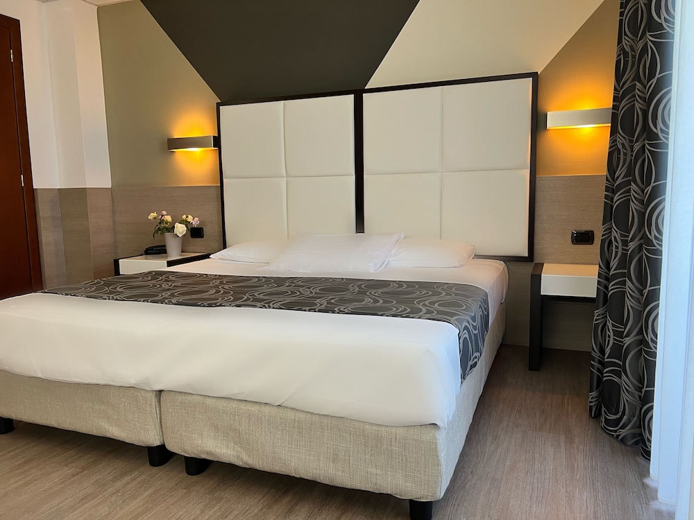 Hotel Gardenia 8/50