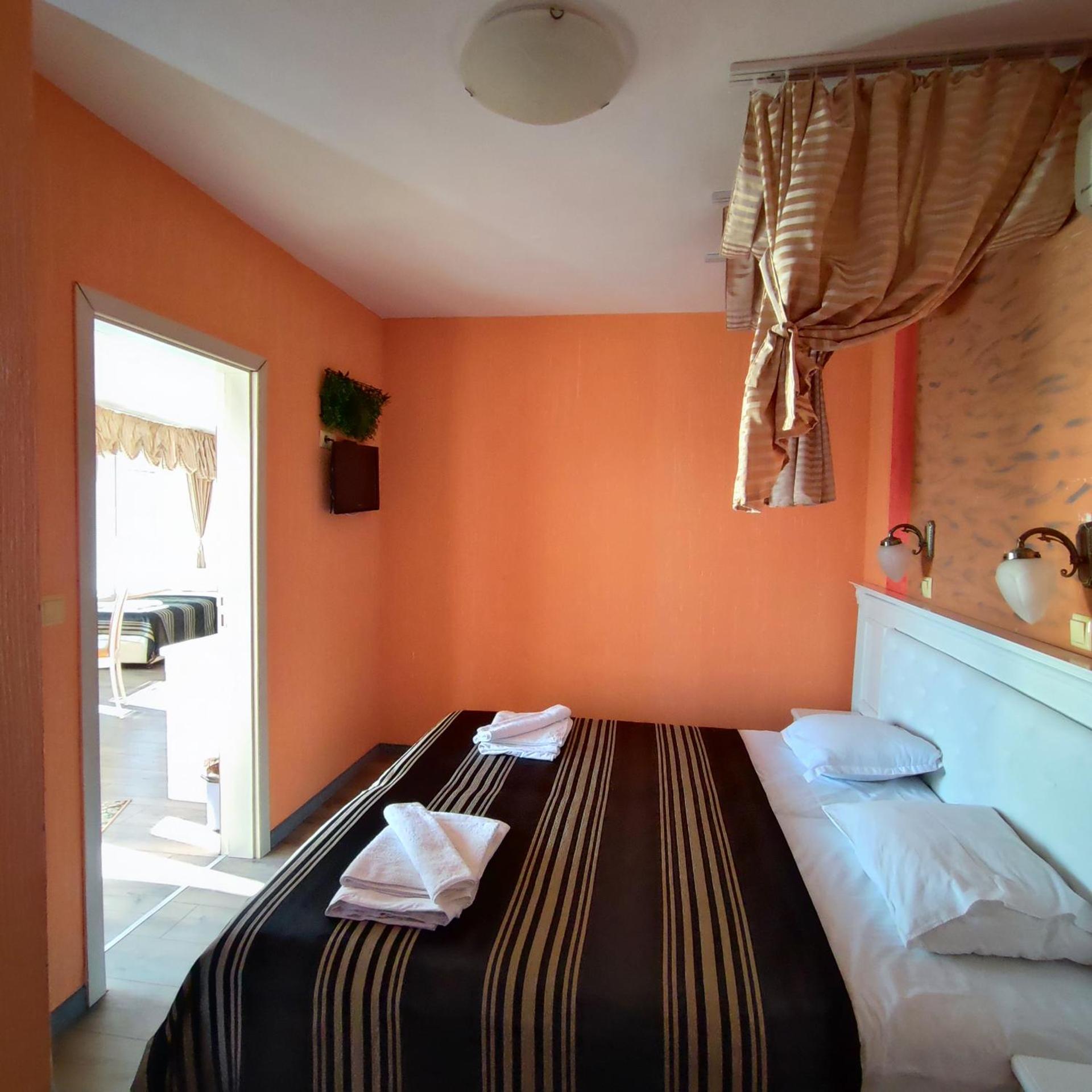 Hotel Paros 10/50