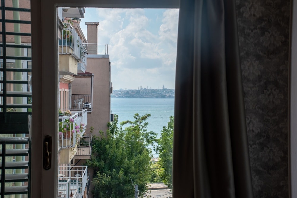 Moda Suites 40/50