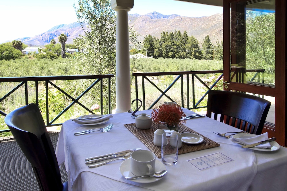 Montagu Vines Guest House 23/50
