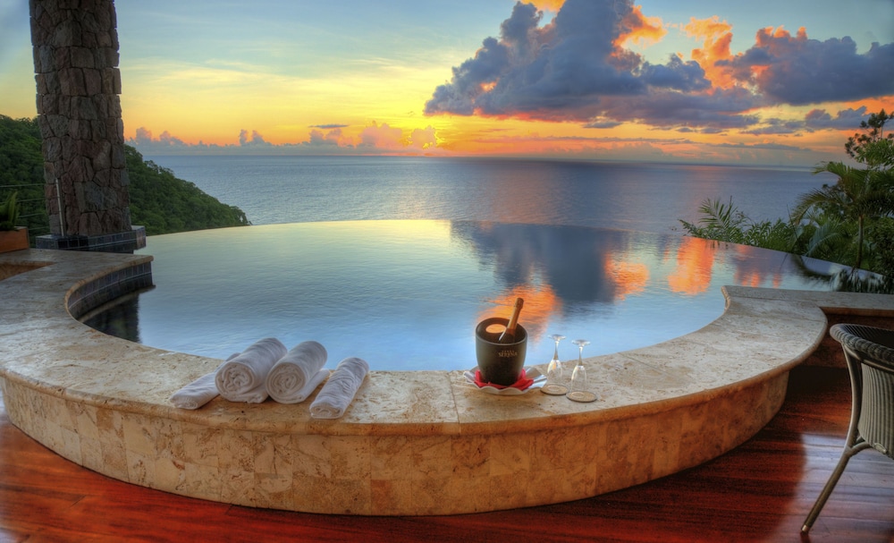 Jade Mountain - Adults Only 61/71