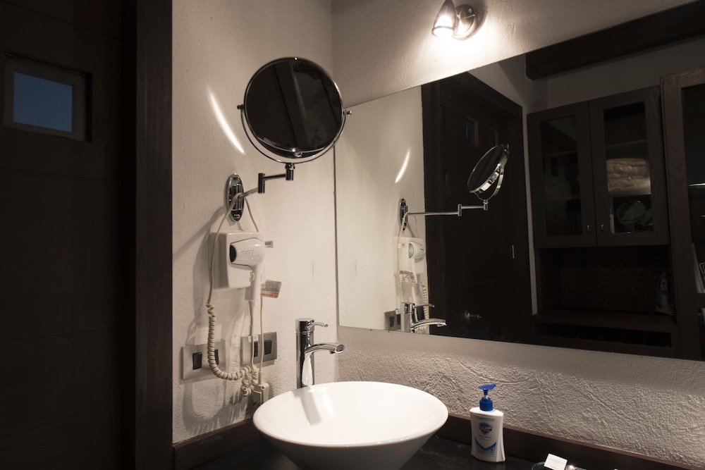 Colombe Hotel Boutique 39/76