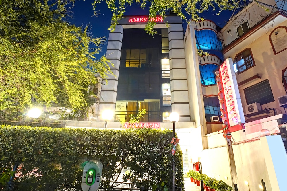 Hotel Amby Inn 5/50