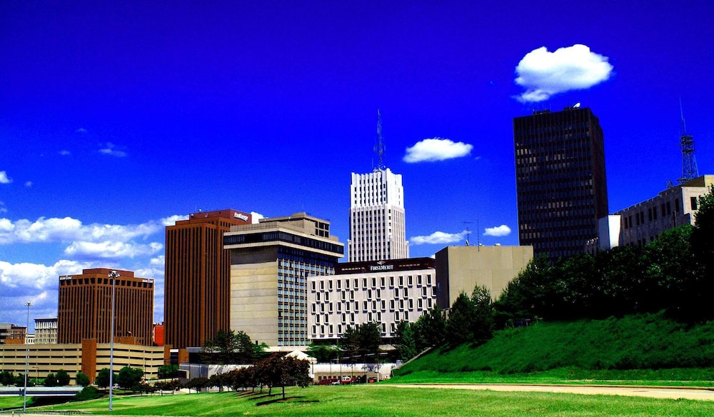 DoubleTree by Hilton Akron Fairlawn 45/50
