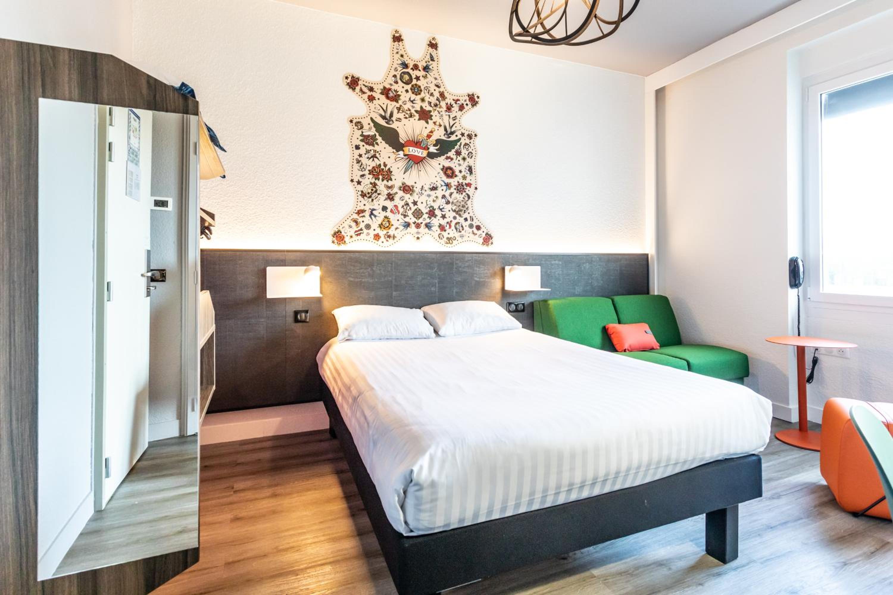Superior, Double Bed, Sofa