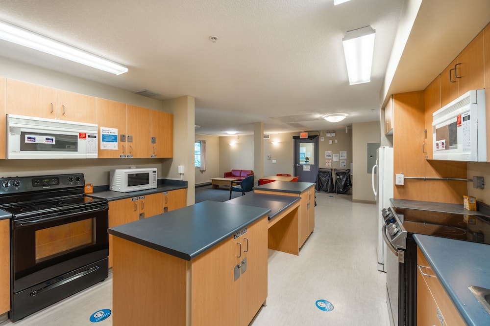Vancouver Island University Residences 22/39
