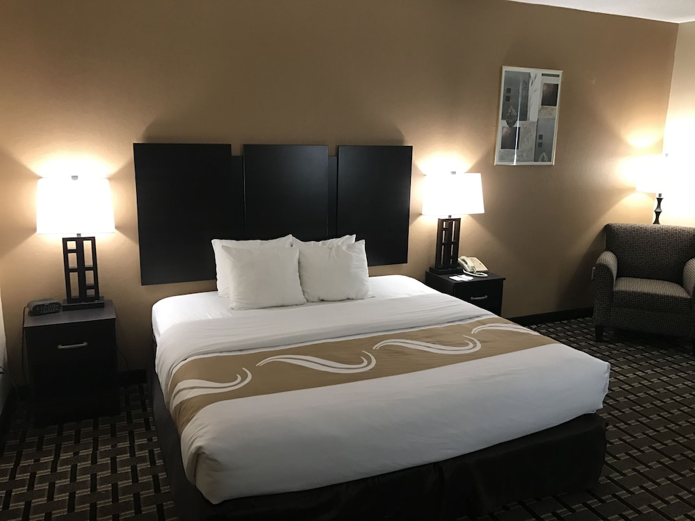 Quality Inn Schenectady - Albany 13/34