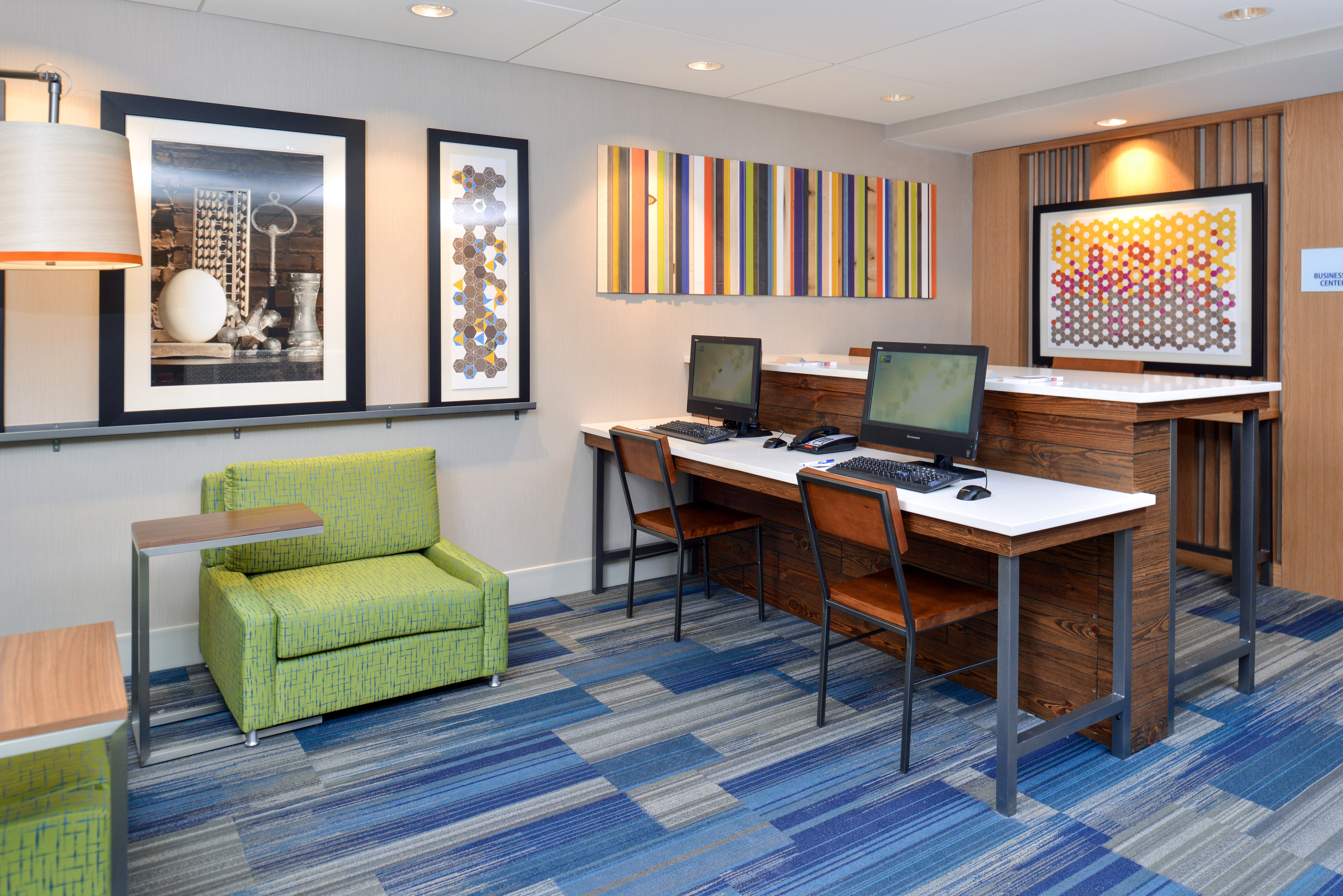 Holiday Inn Express Rochester University Area 45/48