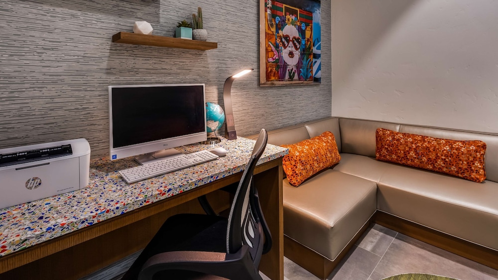 Best Western El Paso Airport Entrada Hotel 35/47