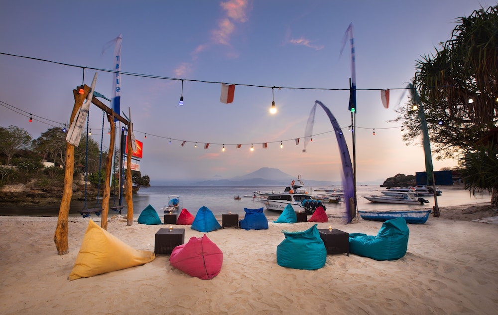 THE TANIS BEACH RESORT NUSA LEMBONGAN 24/27