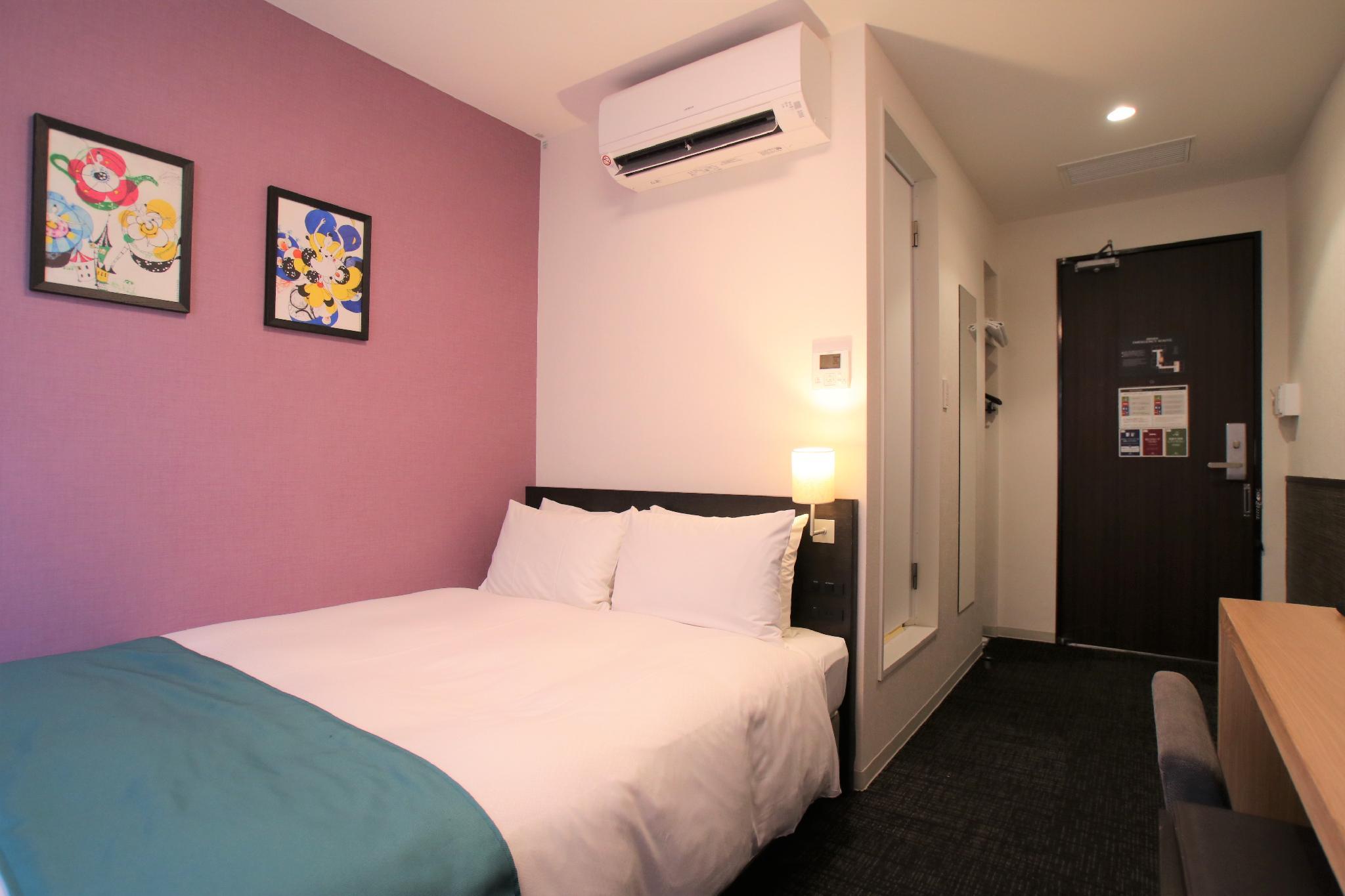 Semi Room, Single, Semi Double Bed