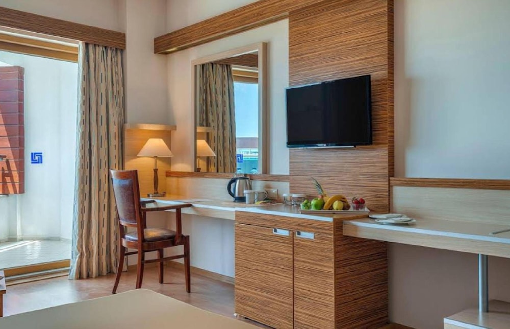Azure By Yelken Hotel 48/75