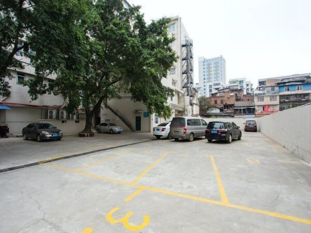Jinjiang Inn Liuzhou Railway Station North 24/25