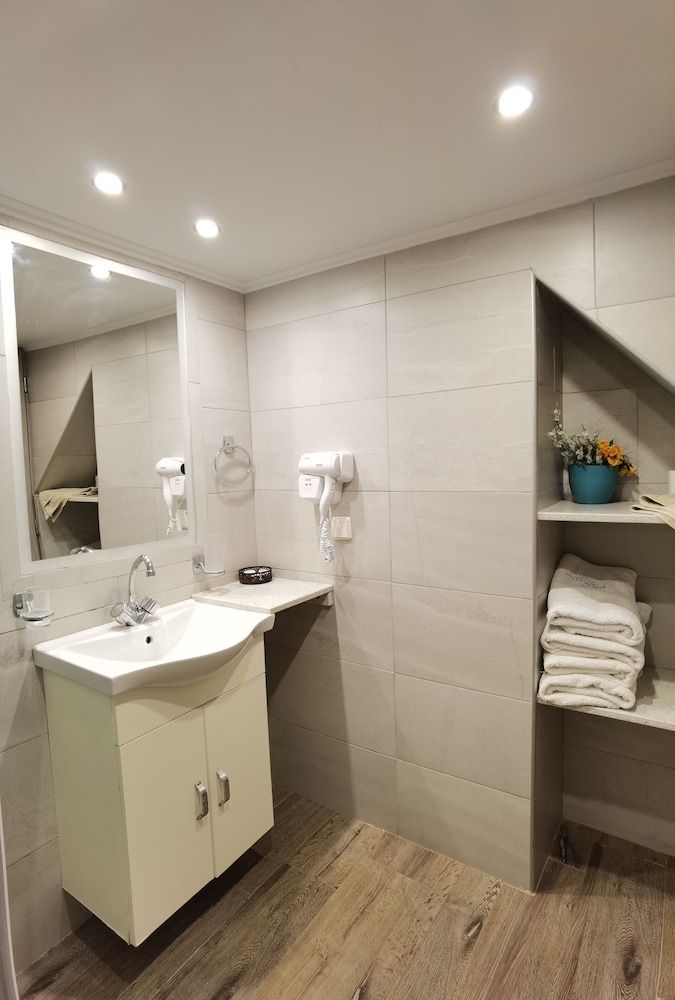 Vlycha Beach Studios & Apartments 34/71