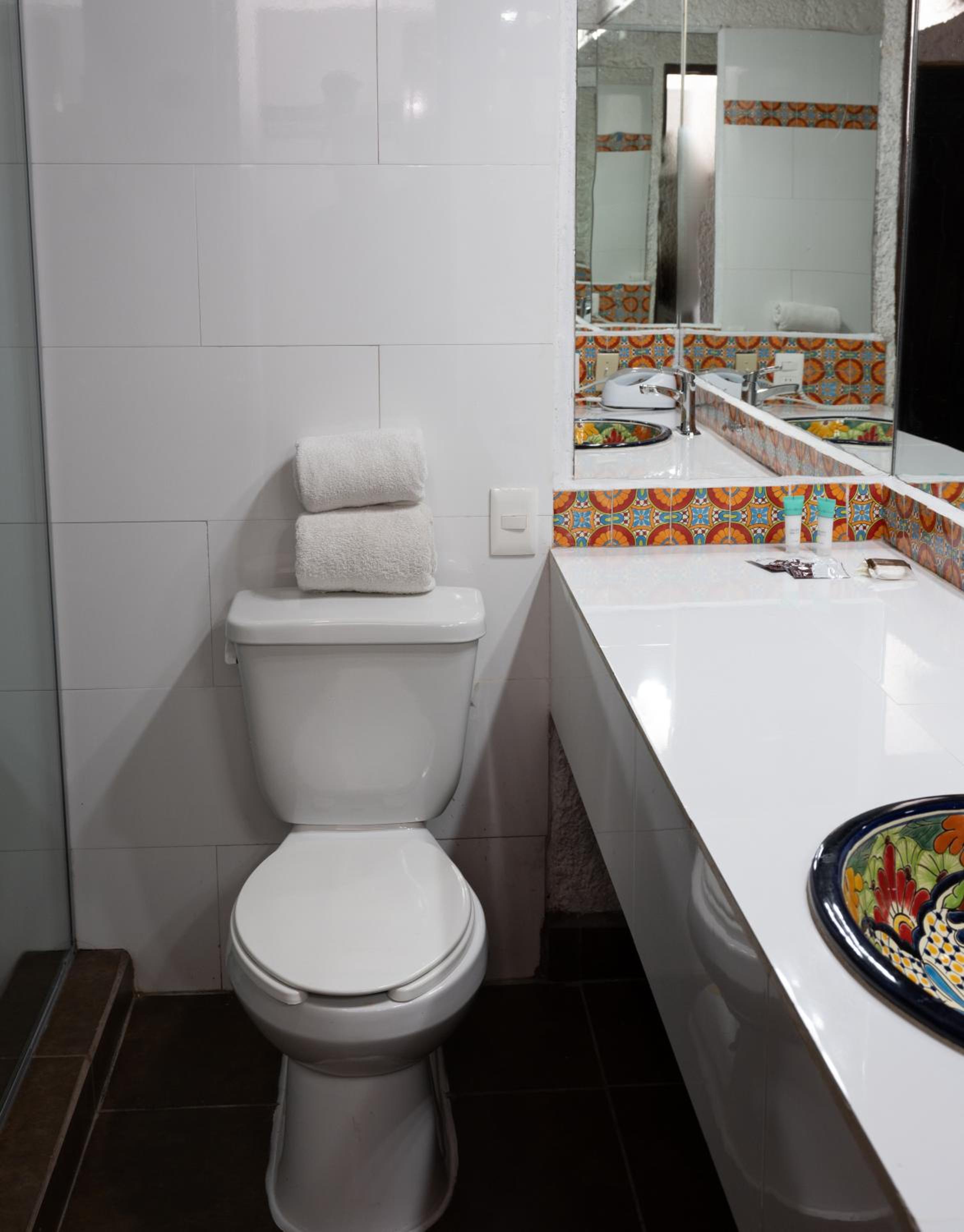 جناح بإطلالة على البحر، Las Rocas Resort Spa 3/5